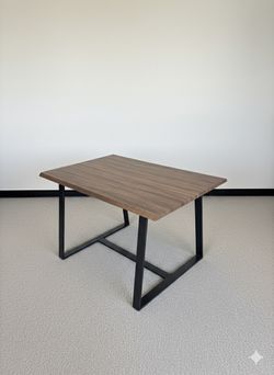 47” x 35” x 29” H Solid Wood Metal Legs Dining Table Office Desk Computer 6 Seater 