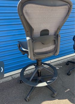 Herman miller Remastered Aeron drafting stool office chair