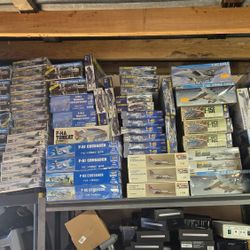 Lot of 230 model Airplane Assembly Model