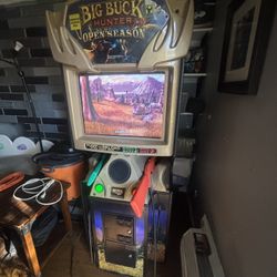 “Buck hunter Pro” Video Game  From A Bar