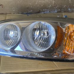 Chevy Malibu Left Headlight 04to07 Factory Oem