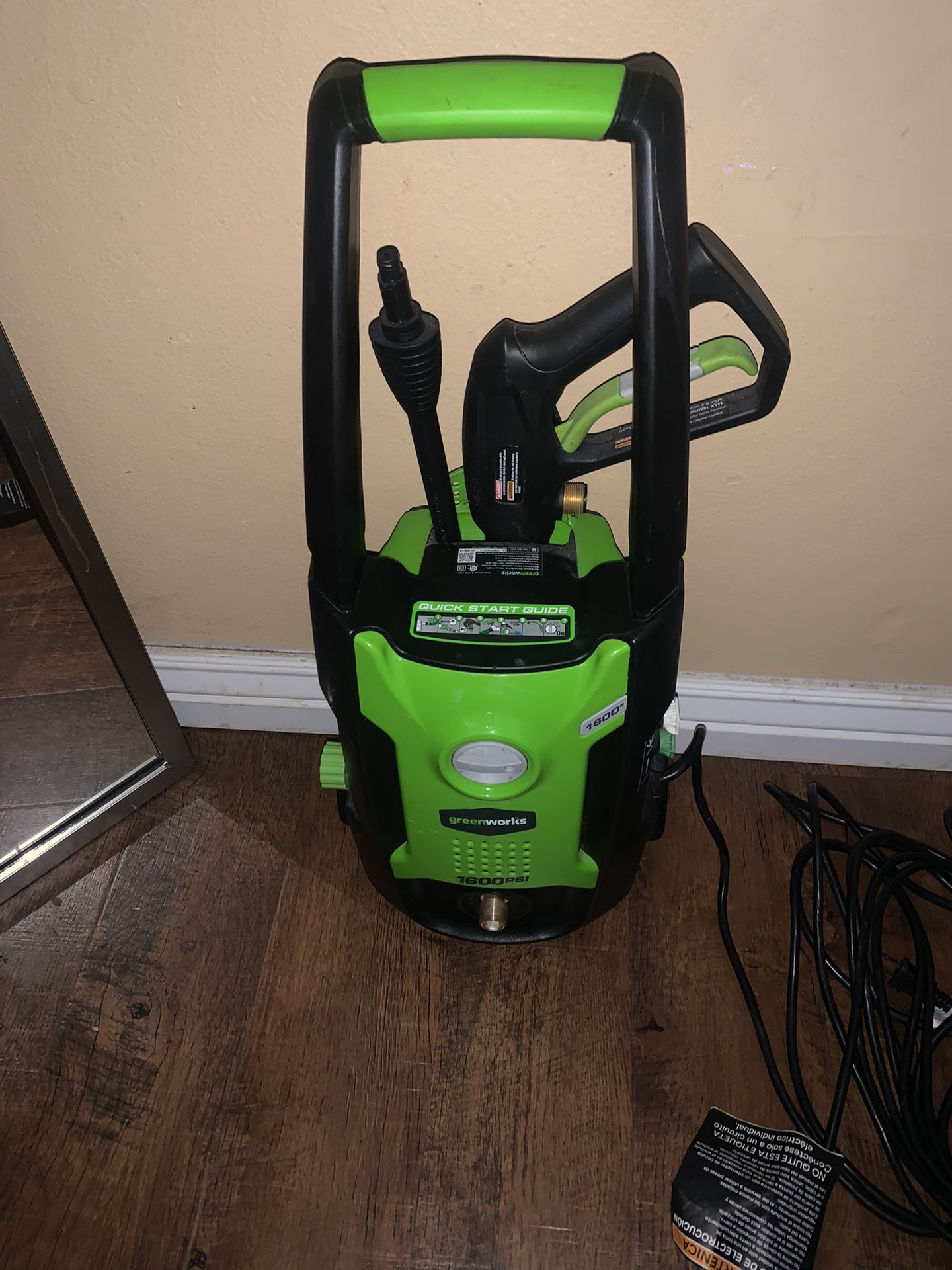 GreenWorks 1700PSI Pressure Washer for Sale in Renton, WA OfferUp