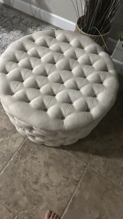 Ottoman without storage