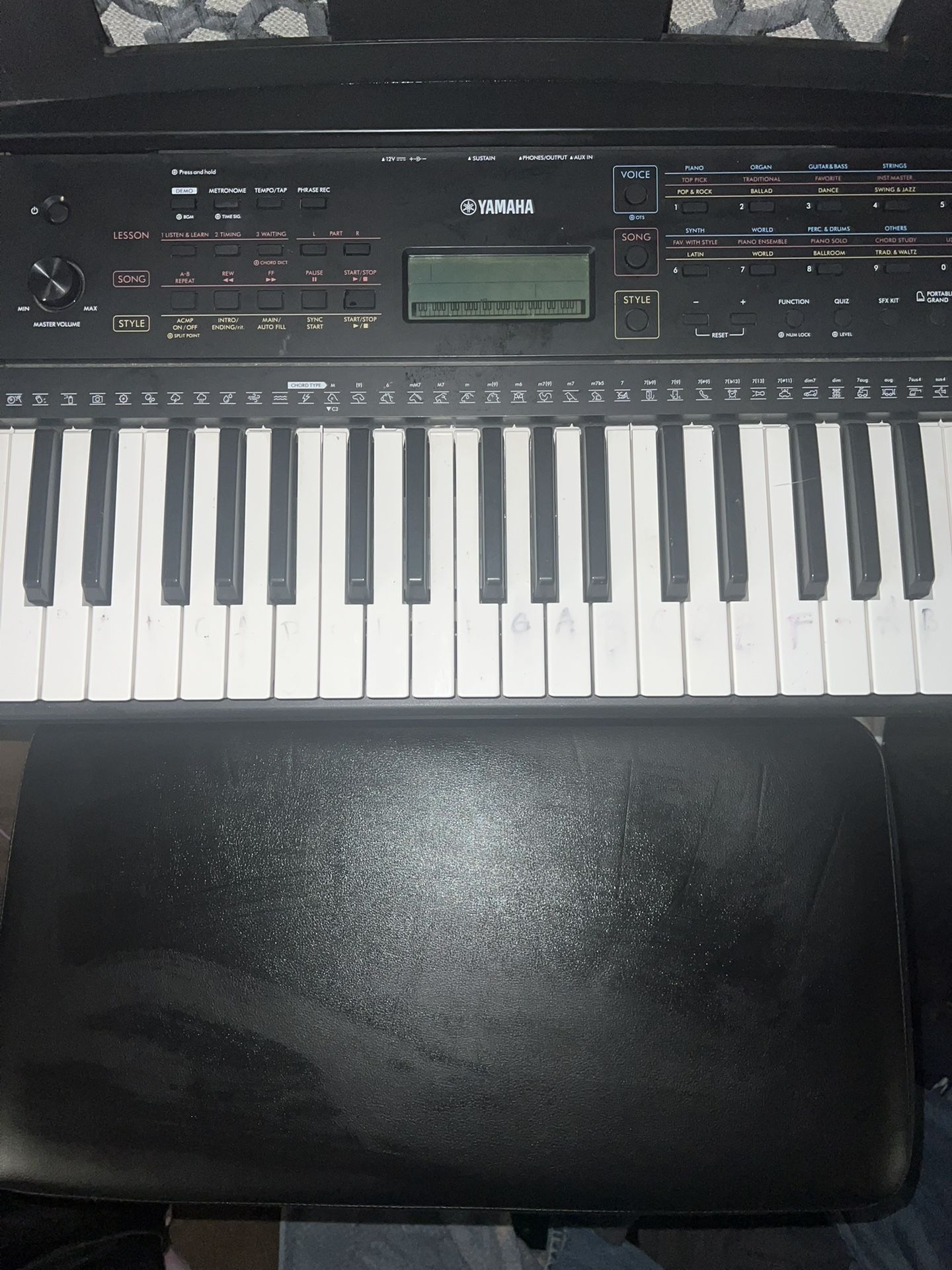Yamaha Piano Keyboard