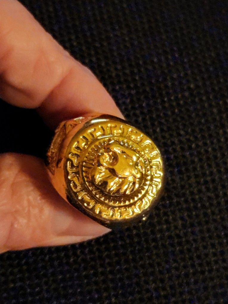 Costume Jewelry Ring