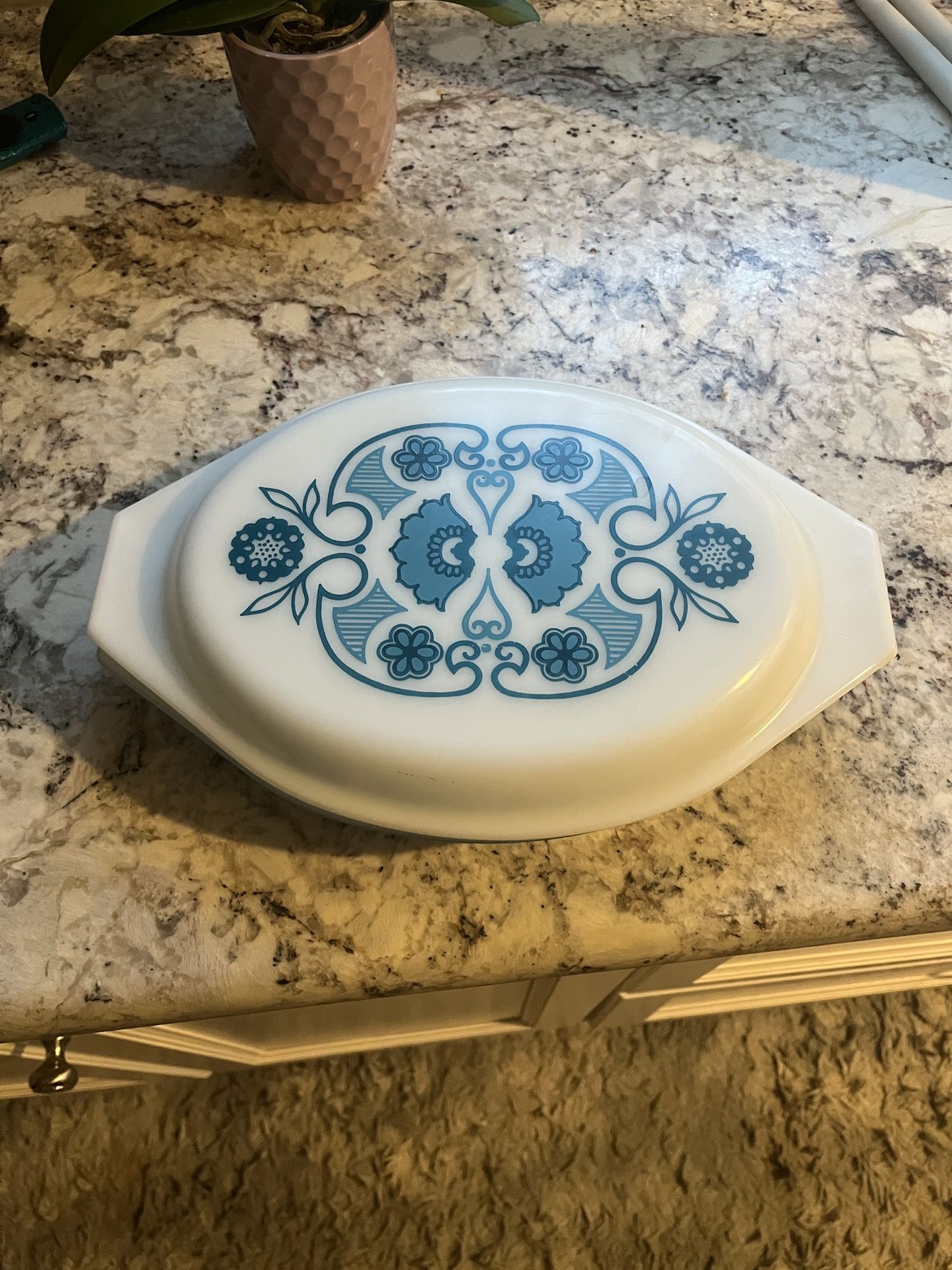 Vintage Pyrex Blue 1/2 Quart Divided Baking Dish with Lid