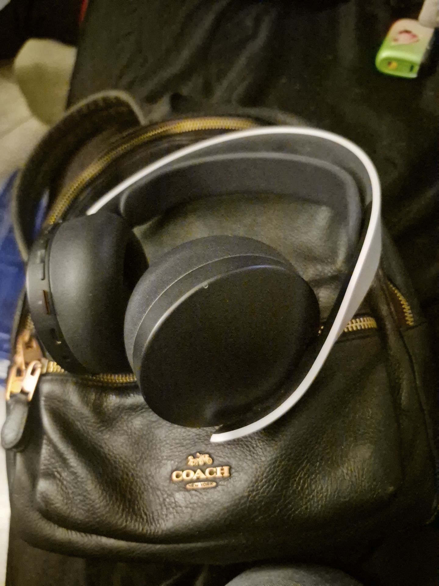 Sony headphones no mic good condition like new never used