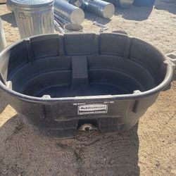 150 Gallon Stock Tanks