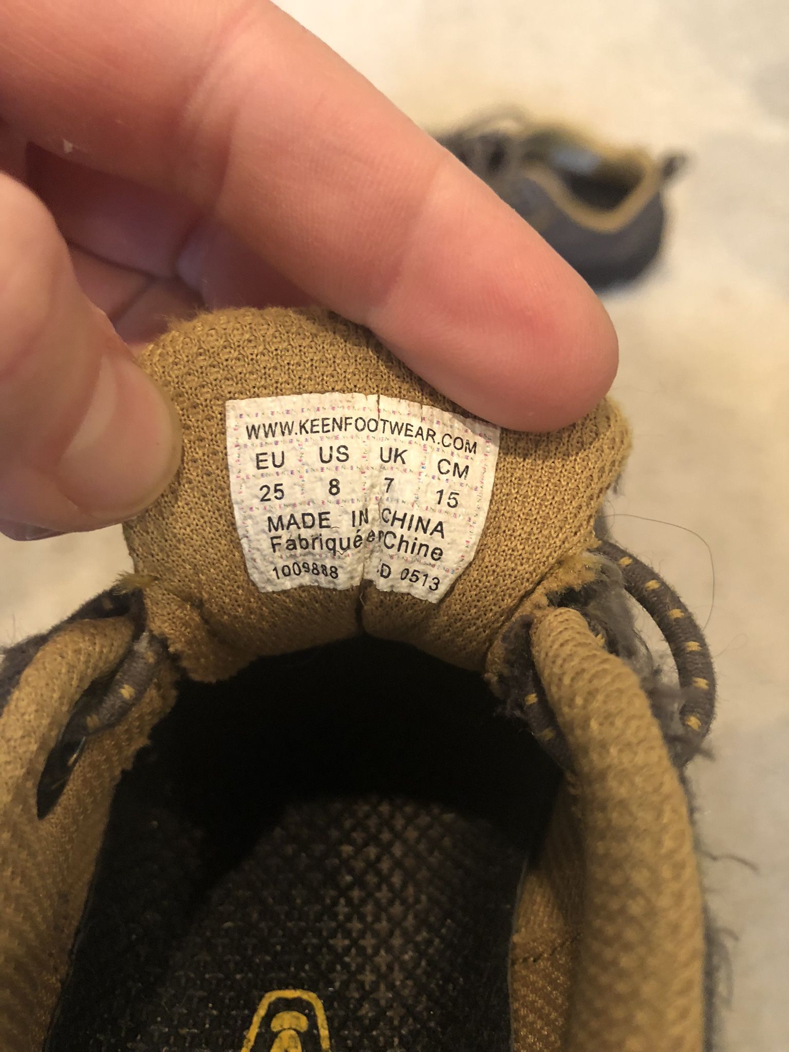 Keen Toddler Shoes, Size US 8