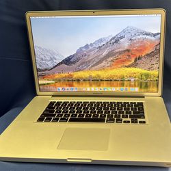 17” 2010 MacBook Pro - Core i7 - 8gb Ram