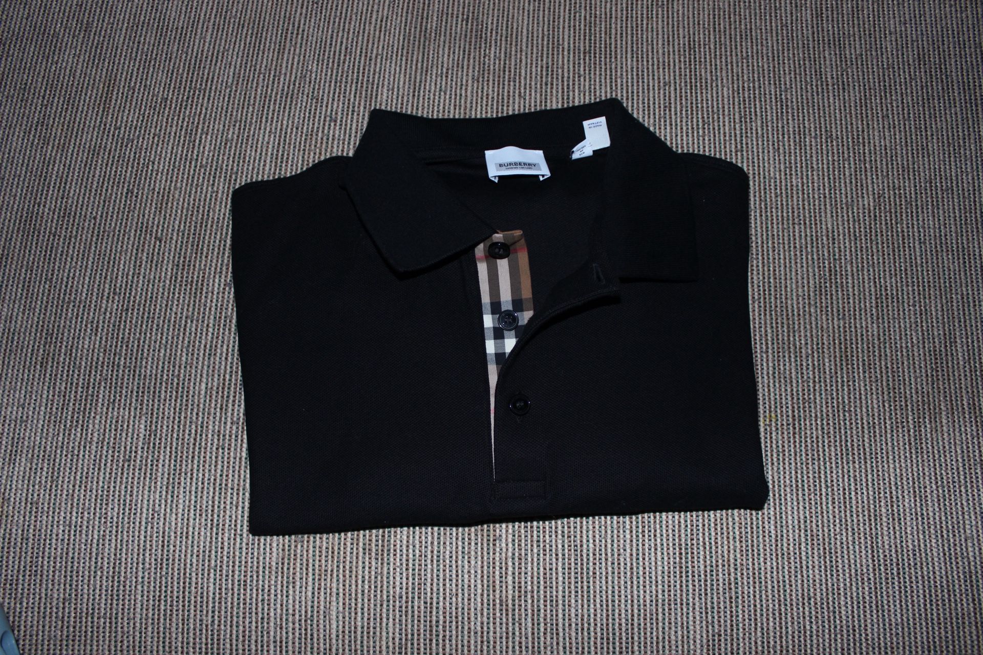 Burberry Long Sleeve Polo Size XS