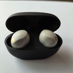 SONY WH1000-xm5 EARBUDS