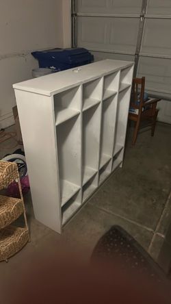 Storage Cabinet/ Lockers