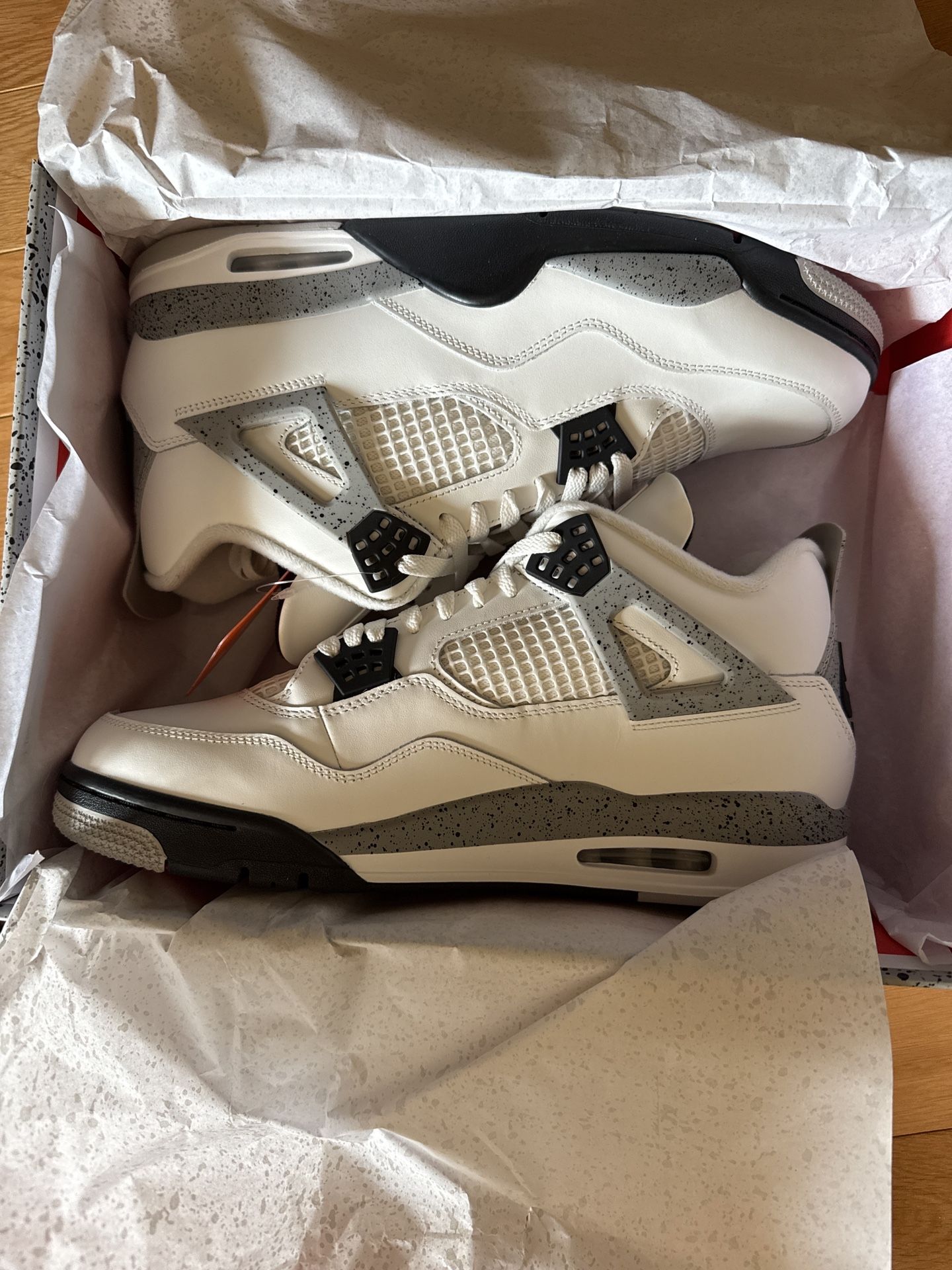 Air Jordan 4 White Cement 2025