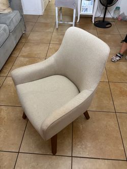 Swivel chair