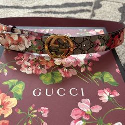 Flower Gucci Belt 