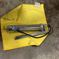 Grease Gun 