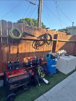 Pressure washer cleaning tools