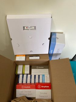 Brand New 16-Piece SimpliSafe Home Security System