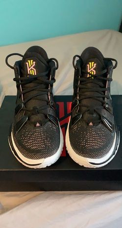 Kyrie basketball shoes size 8