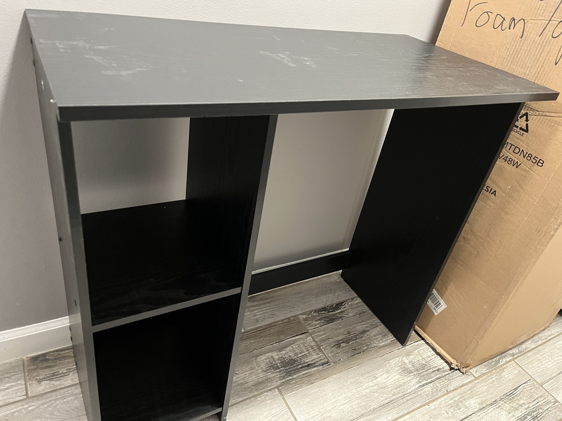 Mainstay Computer Desk With Book Storage