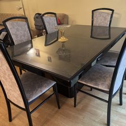 Expandable Dining Table With Chairs 