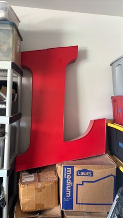 Large light up “L”