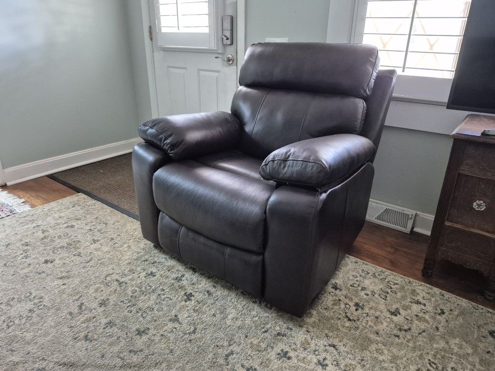 Leather Recliner (*Real Leather)