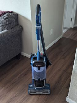 Shark Navigator Vacuum (will need a new hose)