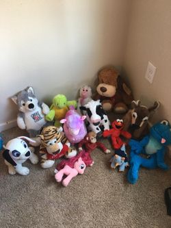 Stuffed animal lot