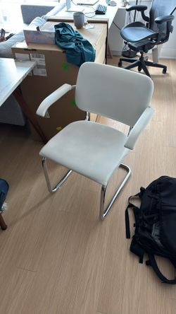 Cesca Armchair White Leather