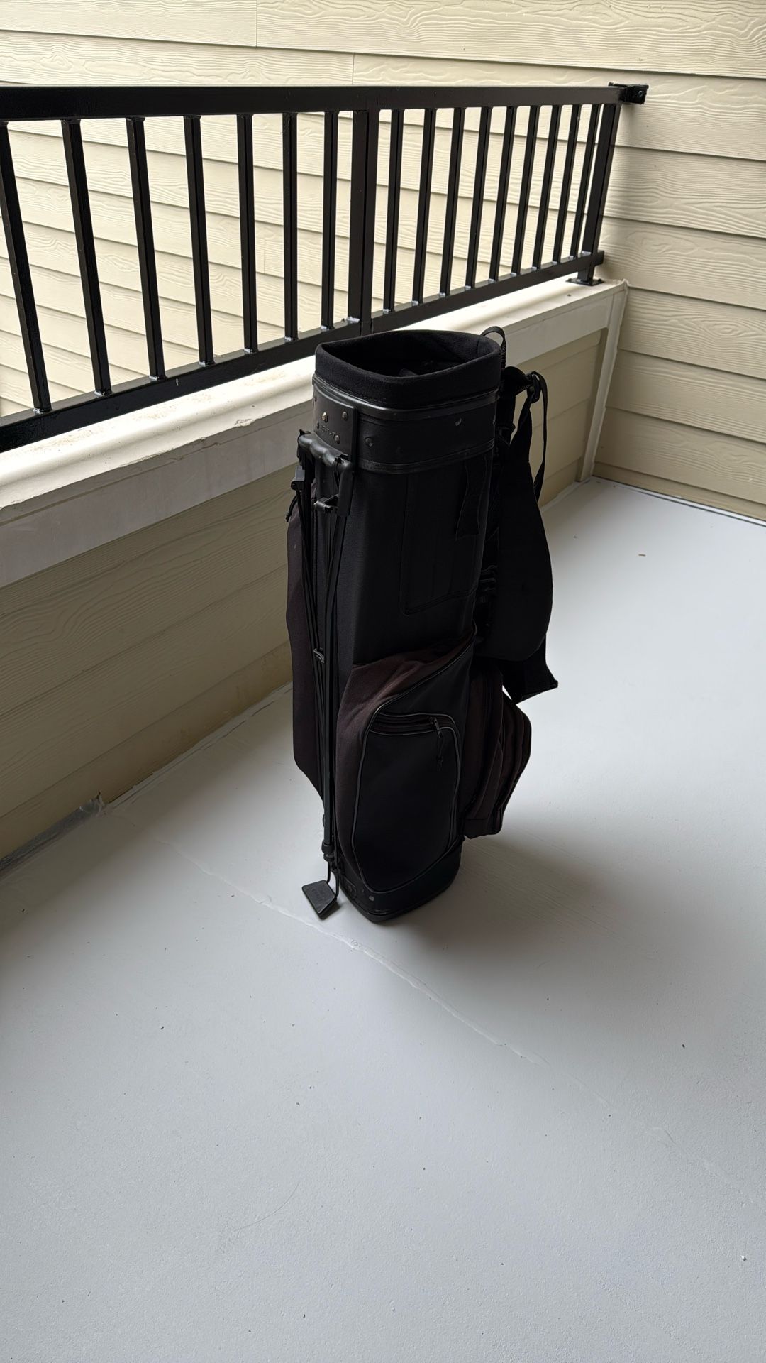 Dunlop Golf Bag
