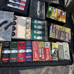 Vintage golf ball lot in boxes