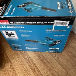 [NEW IN BOX] Makita XBU02PT 18V X2 (36V) LXT® Lithium-Ion Brushless Blower Kit