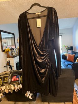 Black Velvet Plus Size Dress