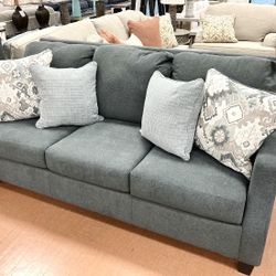 New 84” Sofa  🔥🔥 IN STOCK NOW