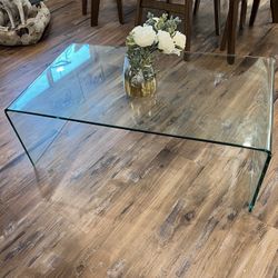 glass coffee table 