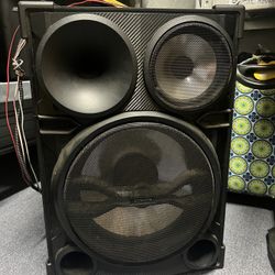 Two Sony Shake Speakers.  Sony LBT-SH2000 Mini Hi-Fi System