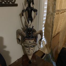 Cerimonial Mask And Artifacts 