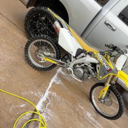 2005 Suzuki RMZ 450