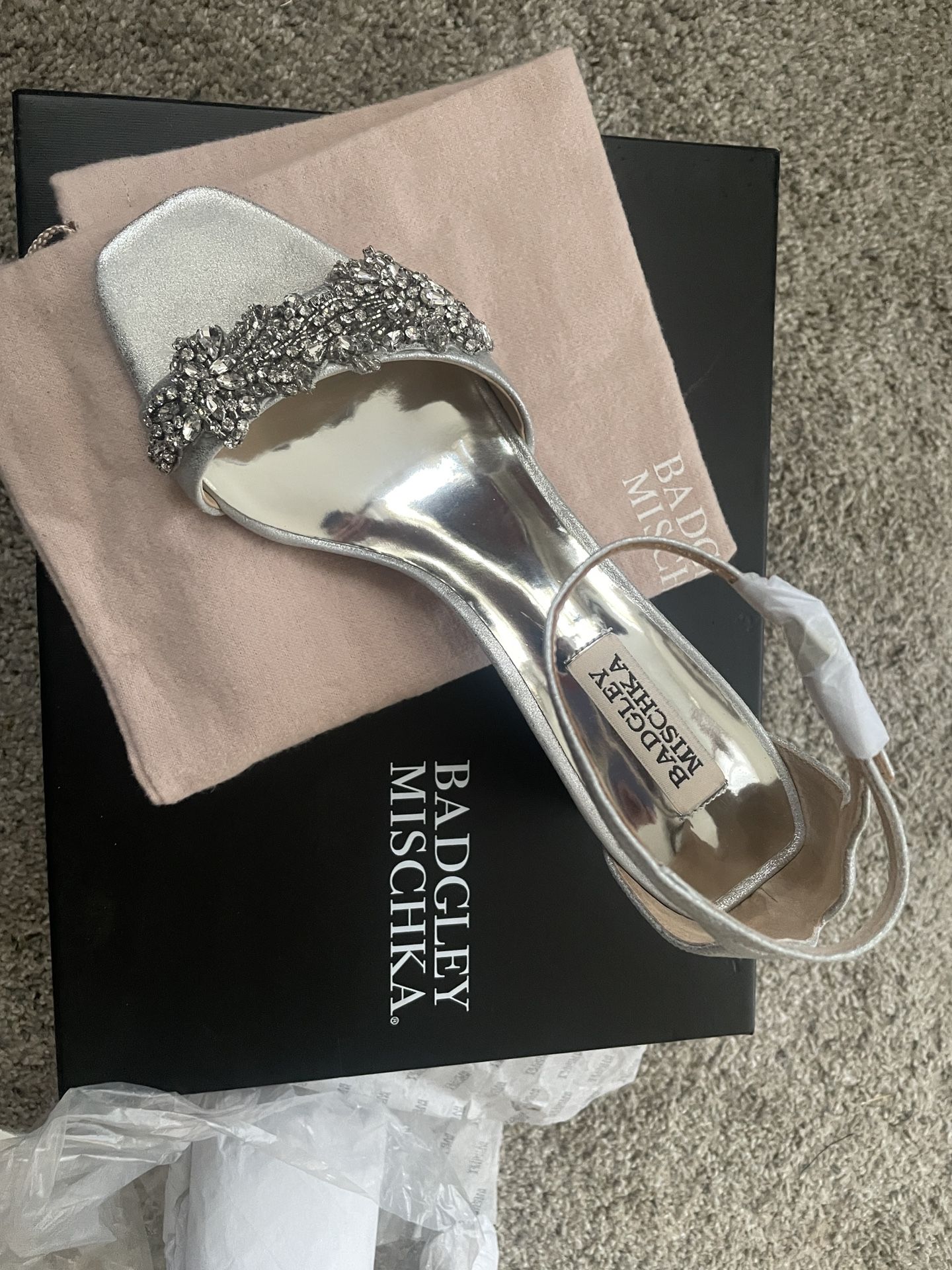 Size 8.5 Evening Shoes Embellished