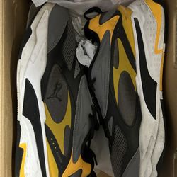 Men pumas new size 10