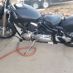 2002 Yamaha V star xvs 1100