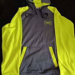 Under Armour Hoodie