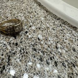 RealDiamond Engagement Ring