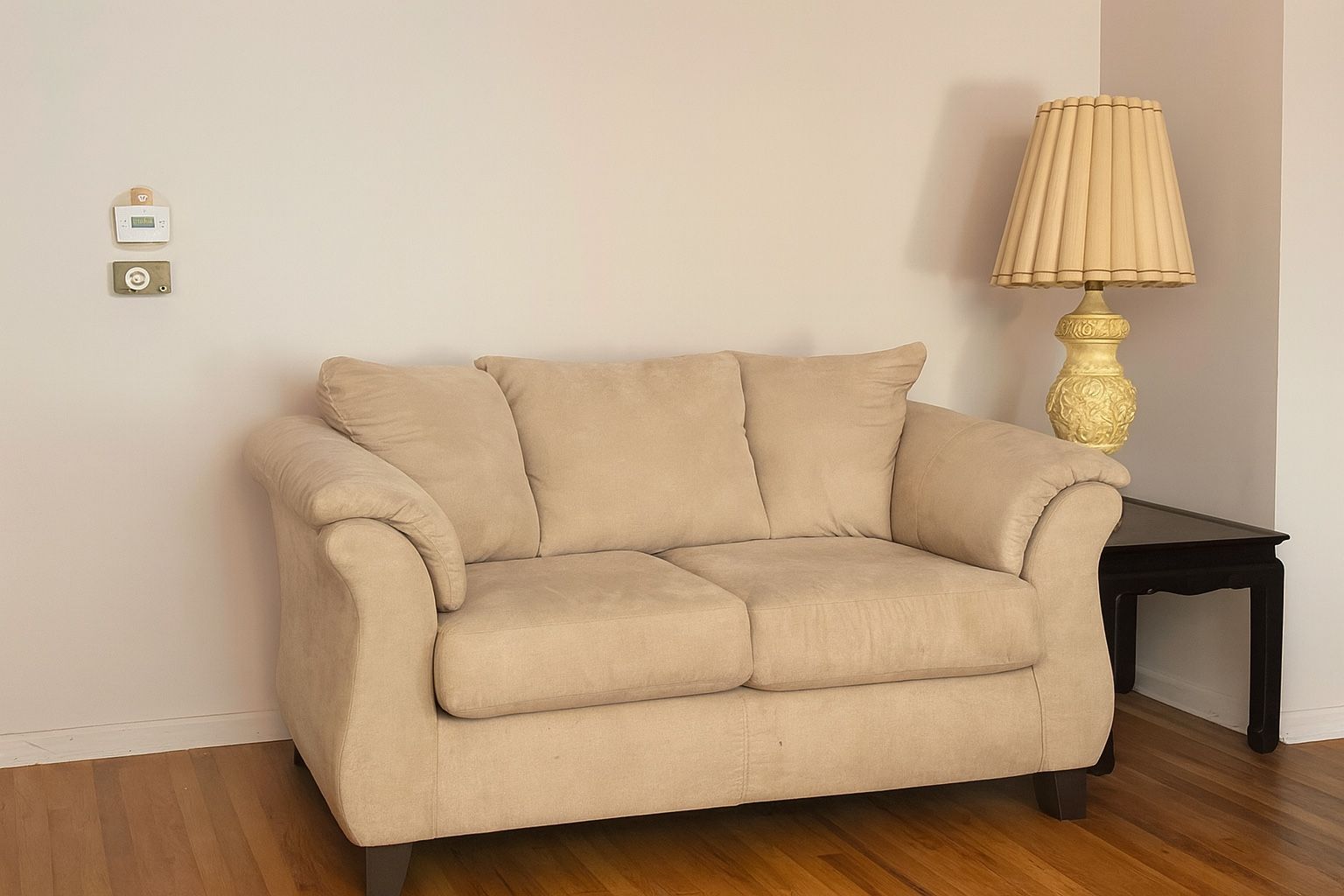 Beige Microfiber Sofa Set – 2 & 3 Seater (Can Sell Separately). $300 OBO
