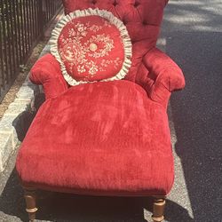 French Napoleon Style chaise 