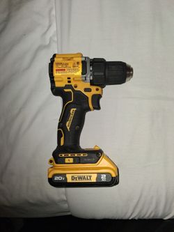 DeWALT 20v BRUSHLESS DRILL