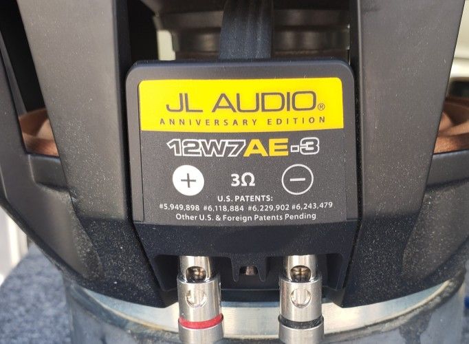 JL Audio 12W7AE-3