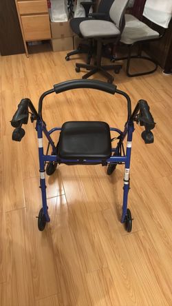 Drive Medical Four Wheel Rollator Walker with Fold Up Removable Back Support